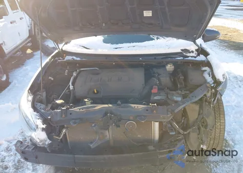 2014 Toyota Corolla S Plus z USA, uszkodzony, nr VIN 2T1BURHE4EC072253